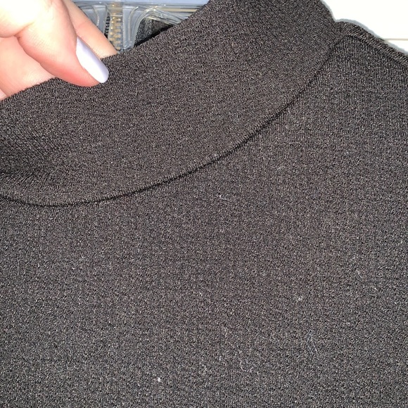 Black turtleneck sweater dress - Picture 3 of 7